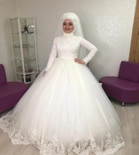 Elegant Muslim Wedding Dresses High Neck Long Sleeves Lace Applique Bridal Gowns