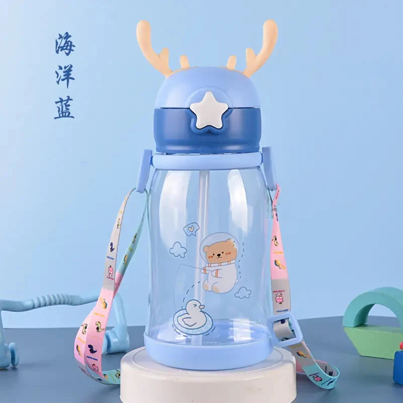 Taza de paja para niños Ducky Sipper Foto 3 de 4