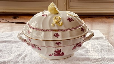 Herend Raspberry BOUQUET tureen
