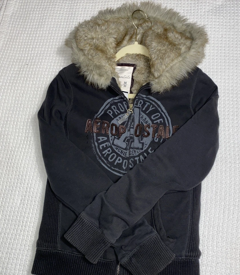 Sudadera con Capucha Vintage Aeropostale Forrada de Piel Sintética Mujer M Gris Cremallera Completa Y2K Foto 2 de 4
