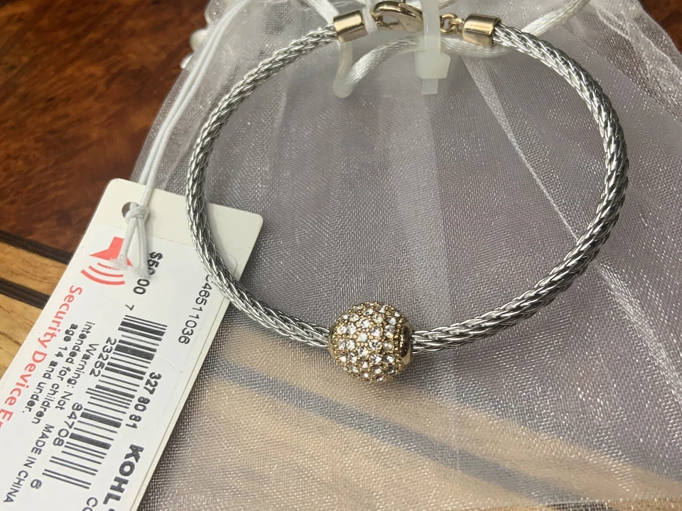 NUEVO CON ETIQUETAS PRECIO DE VENTA SUGERIDO POR EL FABRICANTE $50 Brazalete de alambre de diamantes de imitación de acero inoxidable tono dorado plateado Kohl's Foto 3 de 4