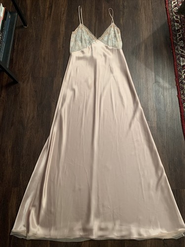 Vera Wang Women Bridal Slip Dress Lingerie Nightgown Peach Rose Polyester Sz S