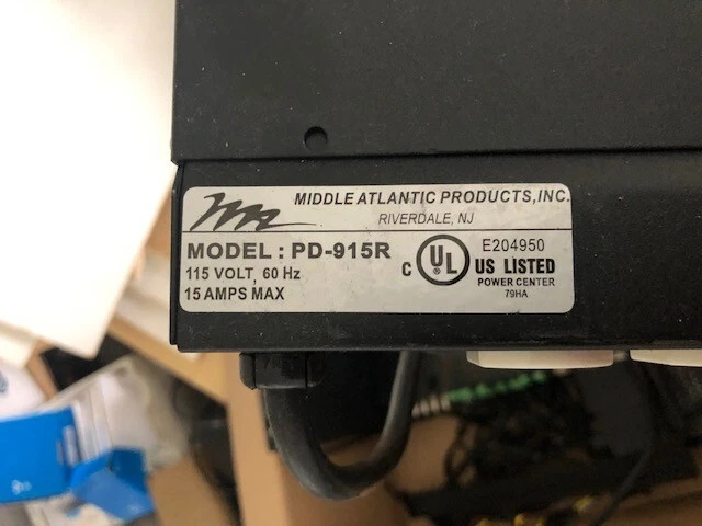 Middle Atlantic PD-915R 9-Outlet 15A Rackmount Power Strip Surge Protection - Image 2 of 3