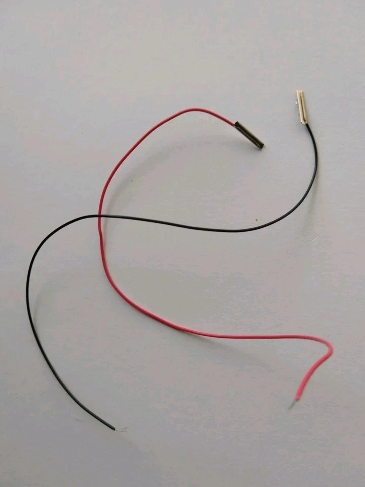 THE-TRAIN-SHOP PECO SL 10 STREAMLINE 100 FISH PLATES PRE WIRED 00 GAUGE 250MM LEADS