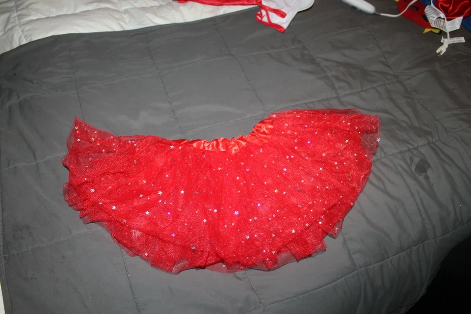 DC Super Hero Niñas Mujer Maravilla Falda Rubíes Disfraz Grande aprox 25" Elástico Foto 2 de 2