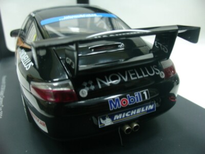 1:18 AUTOart PORSCHE 911 GT3R ASIAN CARRERA CUP 2004 A-HA M.MARSH #33