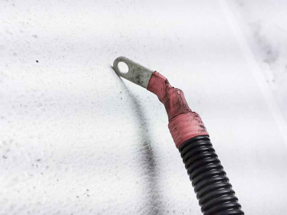 Cable de batería positivo BMW 550I 2010-2015 GT 61-12-9-217-036 sin diésel e híbrido Foto 2 de 4