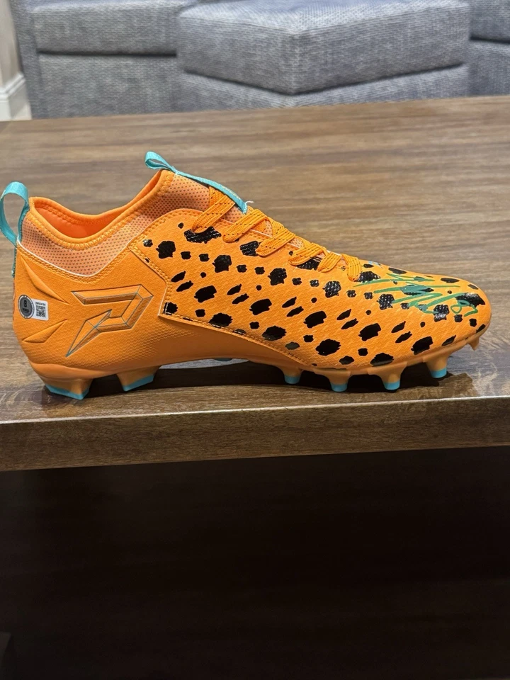 Donald Driver & Jordy Nelson 签名 Phenom Elite Flinstones Cleat Beckett 正品证书 — 第 3/4 张图片