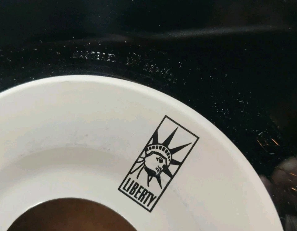 GARTH BROOKS Go tell it on the mountain LIBERTY Jukebox MODERN COUNTRY 45 NM- - Image 3 of 3