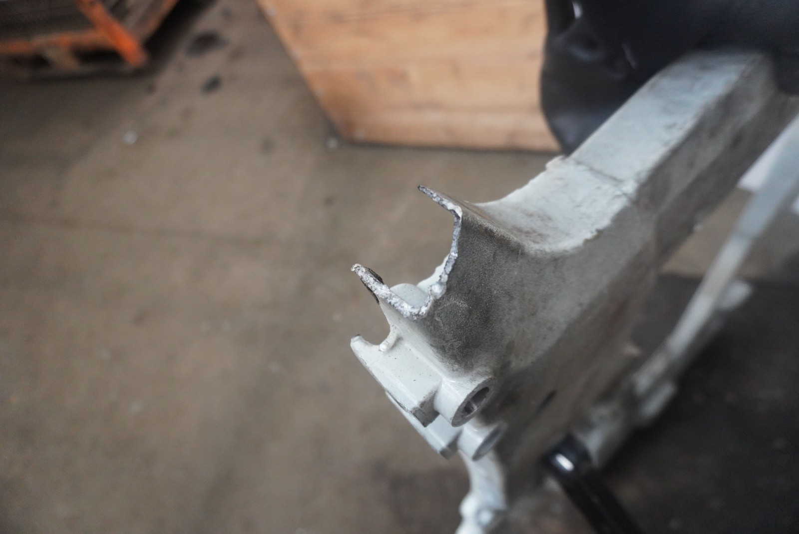 Ferrari GTC4Lusso Front Crossmember P/N 985329644