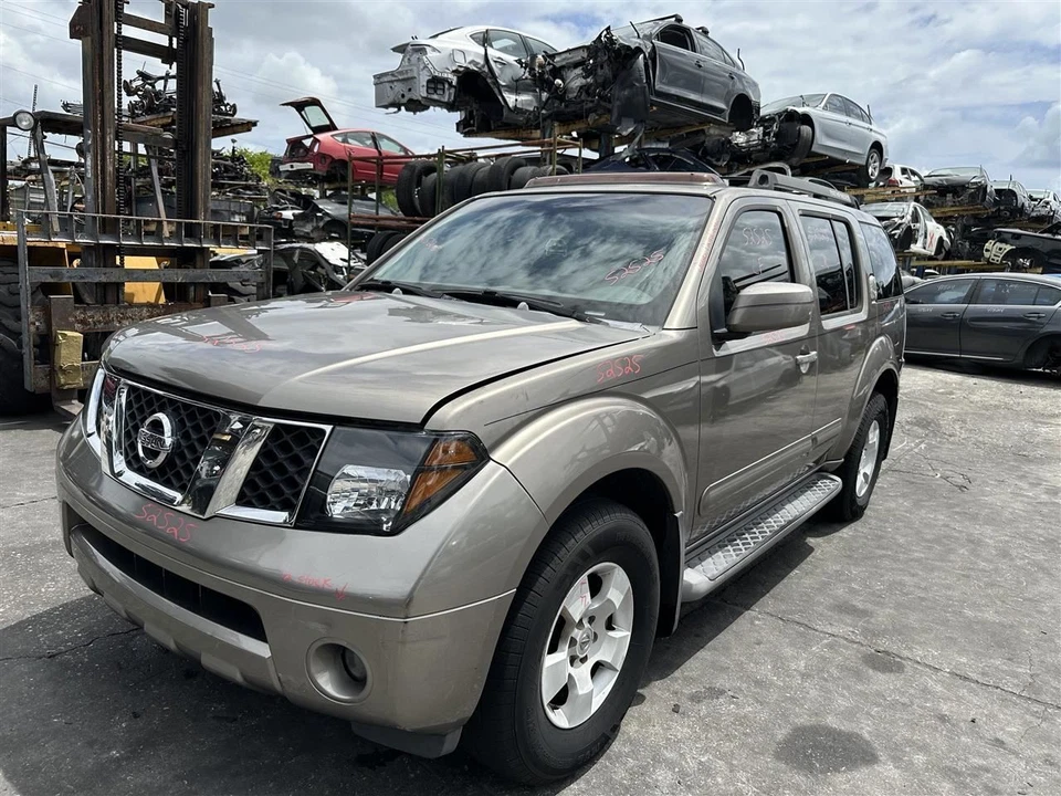 Pedal acelerador combustible gasolina con sensor Nissan Pathfinder 2006 Foto 2 de 4