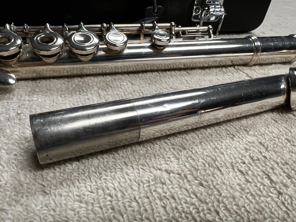 Yamaha 281 Open Hole Silver Plated Flute, Inline G ~ Made in Yamaha 281 Open Hole Silver Plated Flute, Inline G ~ Made in