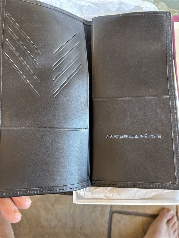 STRONG LEATHER CO. Small Portfolio/Business Card Holder - Luminant Promotional
