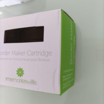 アワーメモリーズ　our memories for life　プレゼント柄パンチ Creative Memories-OMFL Border Punch our memories for life | eBay