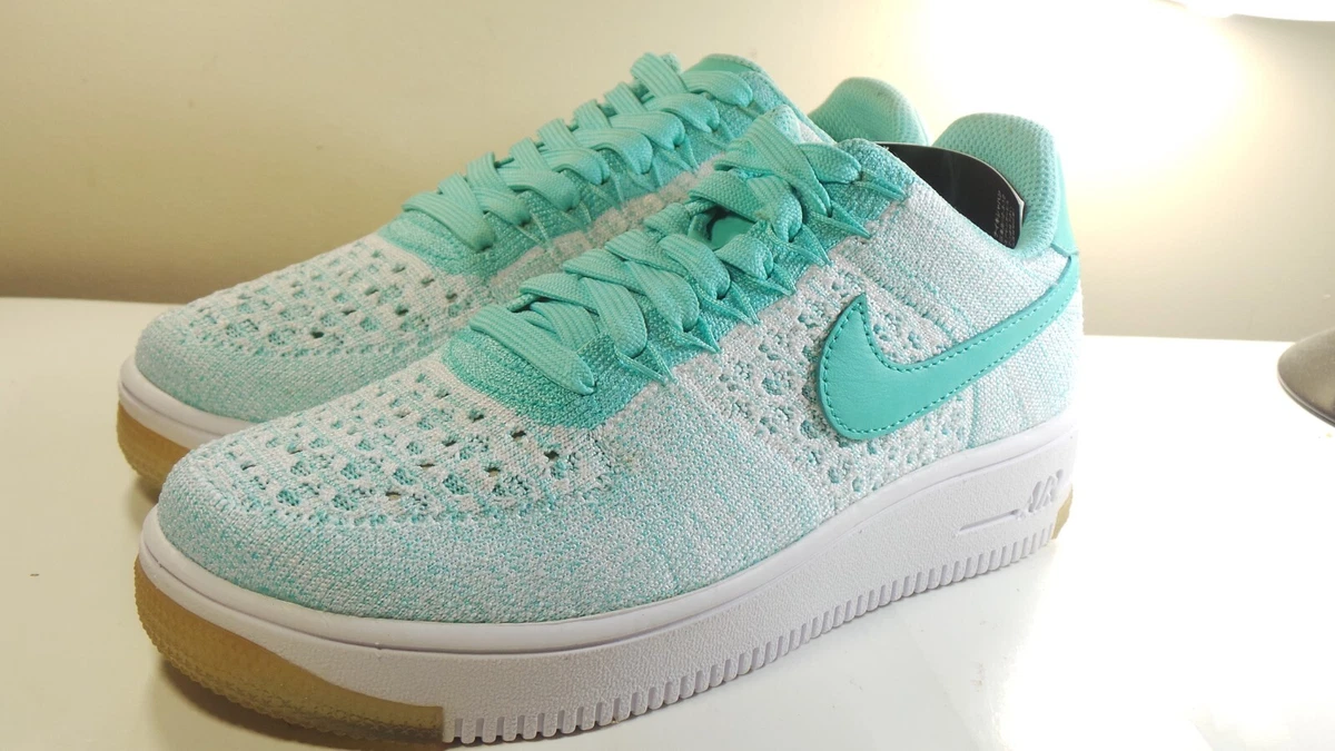 Air force flyknit bleu hot sale