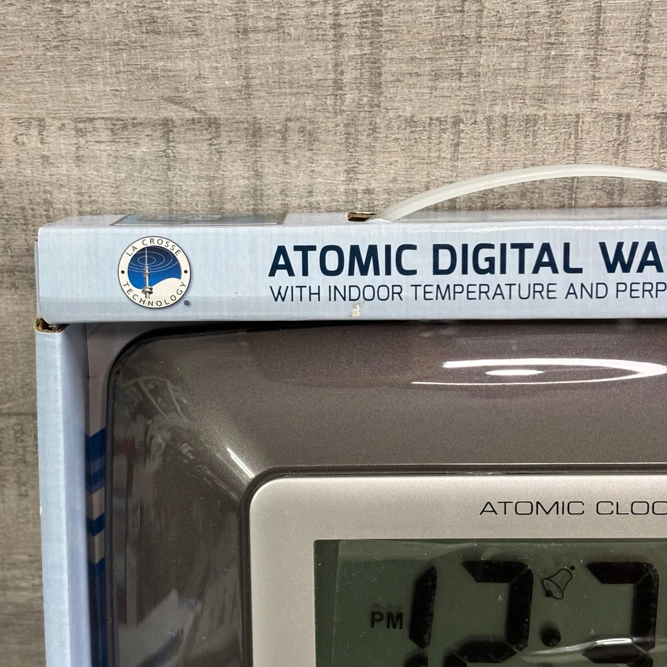 WS-8008 La Crosse Technology Atomic Digital Wall Clock *VERY RARE* - Image 2 of 4