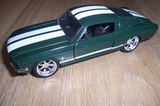 JADA TOYS  Sean's 1967 Ford Mustang Green ! 1:32 Fast & Furious /EXCELLENT COND