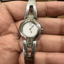 Working ESQ By Movado 23mm Silver LADIES SWISS QUARTZ E5226 Missing Crystals