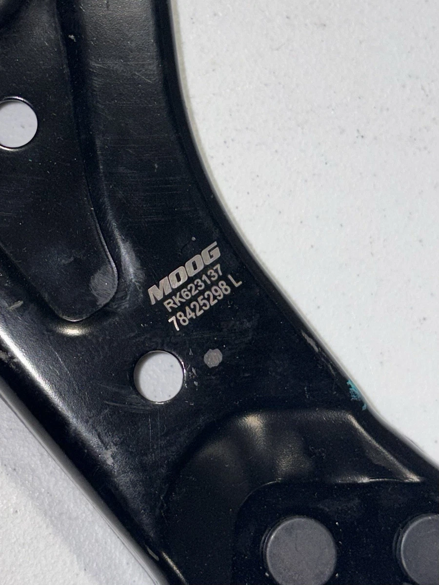 MOOG RK623137 Control Arm and Ball Joint Assembly photo 2