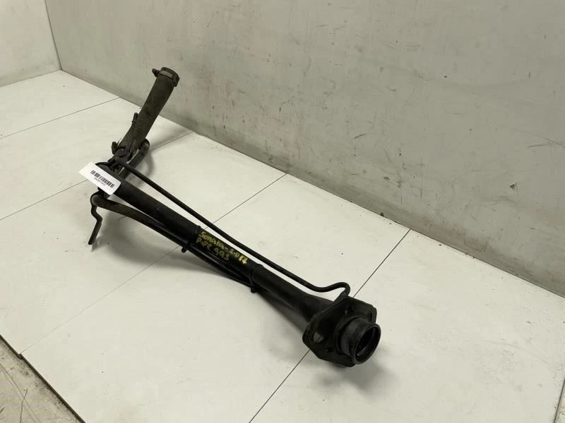 Hyundai Sonata SE 2011 cuello de llenado de combustible OEM+ Foto 3 de 4