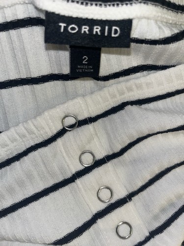 Torrid Ribbed Off-Shoulder Henley Tee Black & White Stripe Size 2 - Picture 8 of 9