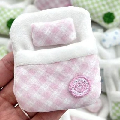 New Cute Plush Anime Animal Doll Four-Leaf Clover Quilt Mini Doll Small Quilt
