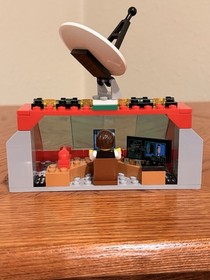 LEGO City Space Centre (3368) 100% Complete All Minifigs and Instructions