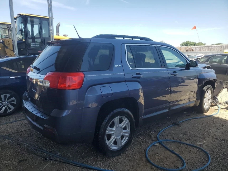 Luz trasera de pasajero GMC TERRAIN 2010-2017 RH montada en puerta levadiza 20845444 Foto 4 de 4