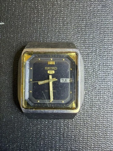 Vintage Seiko 5 Mens Automatic Watch 7009-208A