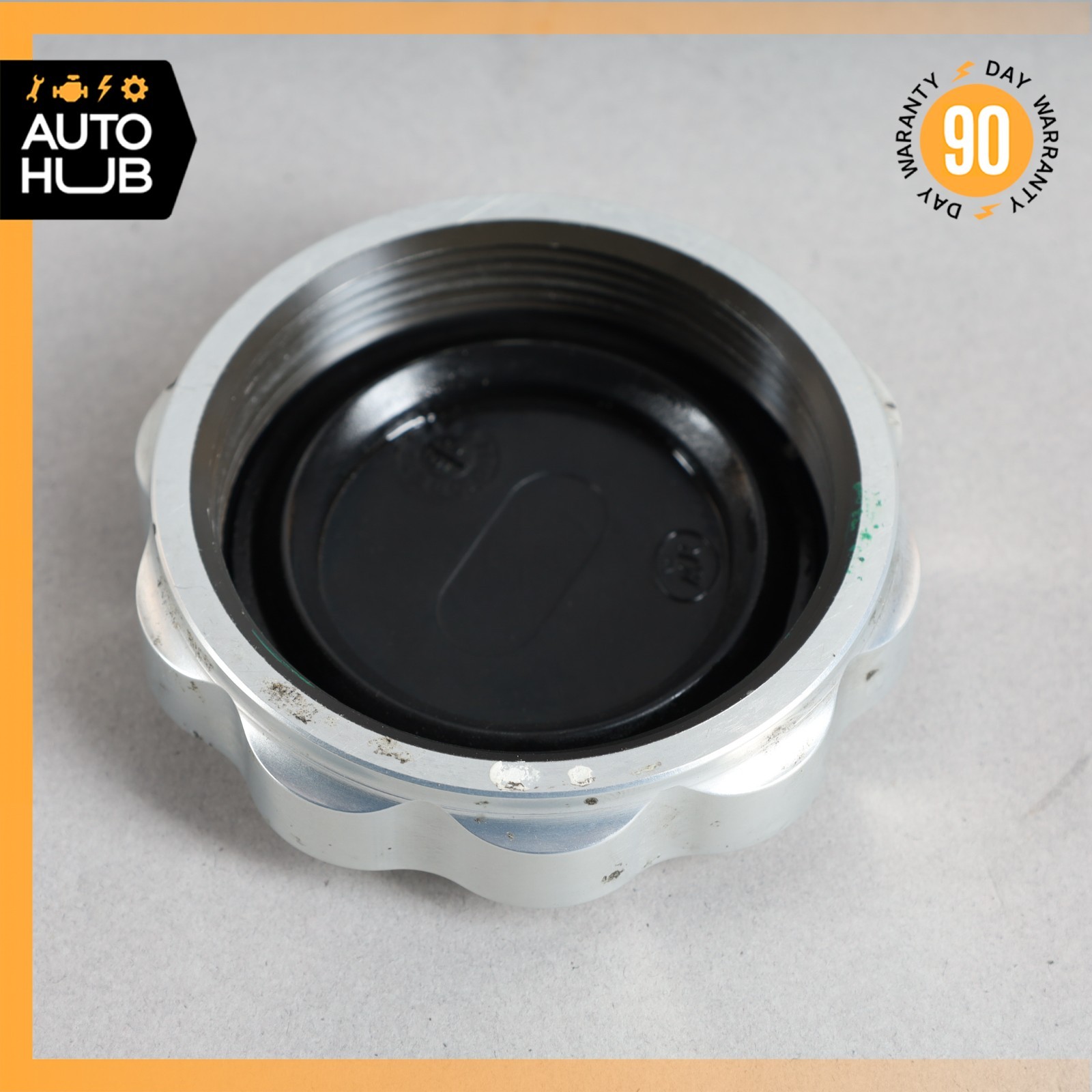 Ferrari F151 FF / GTC4Lusso / F12 / 612 / 812 Engine Oil Filler Cap 175708 OEM