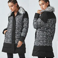 New Fabletics Waco Puffer Jacket Water Resistant Black Grey Faux Fur Hood Medium