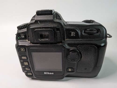 Nikon D50 6.1 MP Digital SLR Camera (Body Only) parts only xtras & box included - Picture 8 of 8