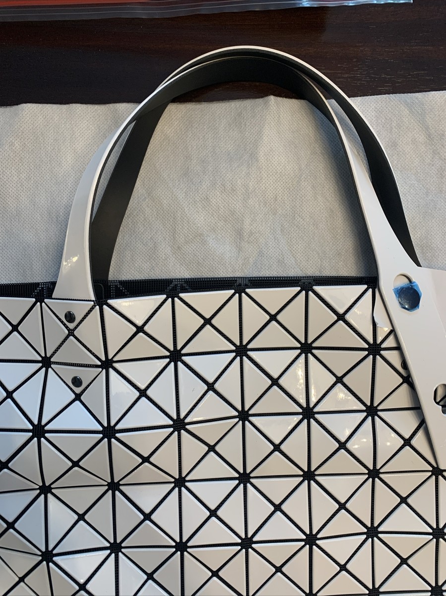 NEW WITH TAGS Bao Bao Issey Miyake Prism Large Tote WHITE | eBay