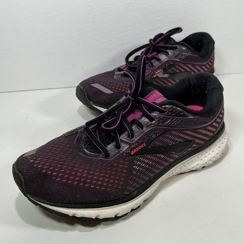 brooks ghost 12 pink and black