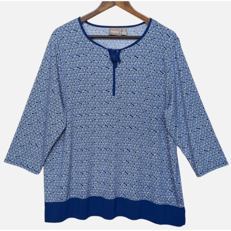 Chicos Blue White Medallion Print 3/4 Sleeve Split Neck Tunic Top Size XL