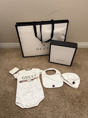 Gucci baby 3-piece set - size 3/6