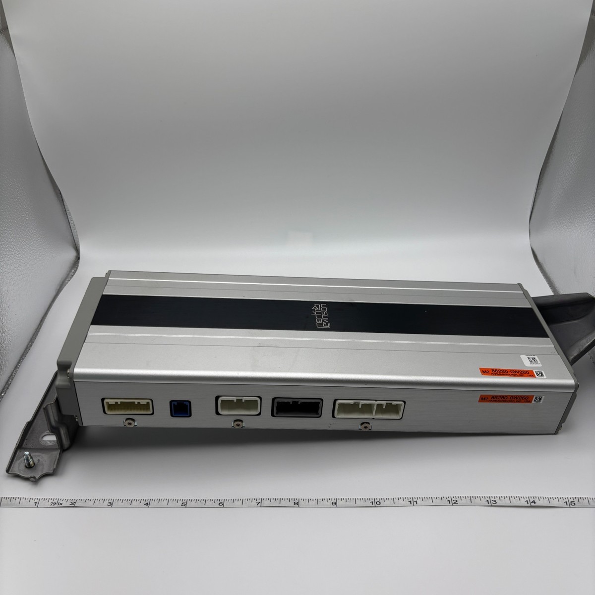 レクサス UVF46 マークレビンソンスピーカー/アンプ86280-0W260 レクサス UVF46 マークレビンソンスピーカー/アンプ86280-0W260