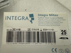 LOT (2) Boxes Integra Miltex 4-125 Carbon Steel Surgical Blades Size #25