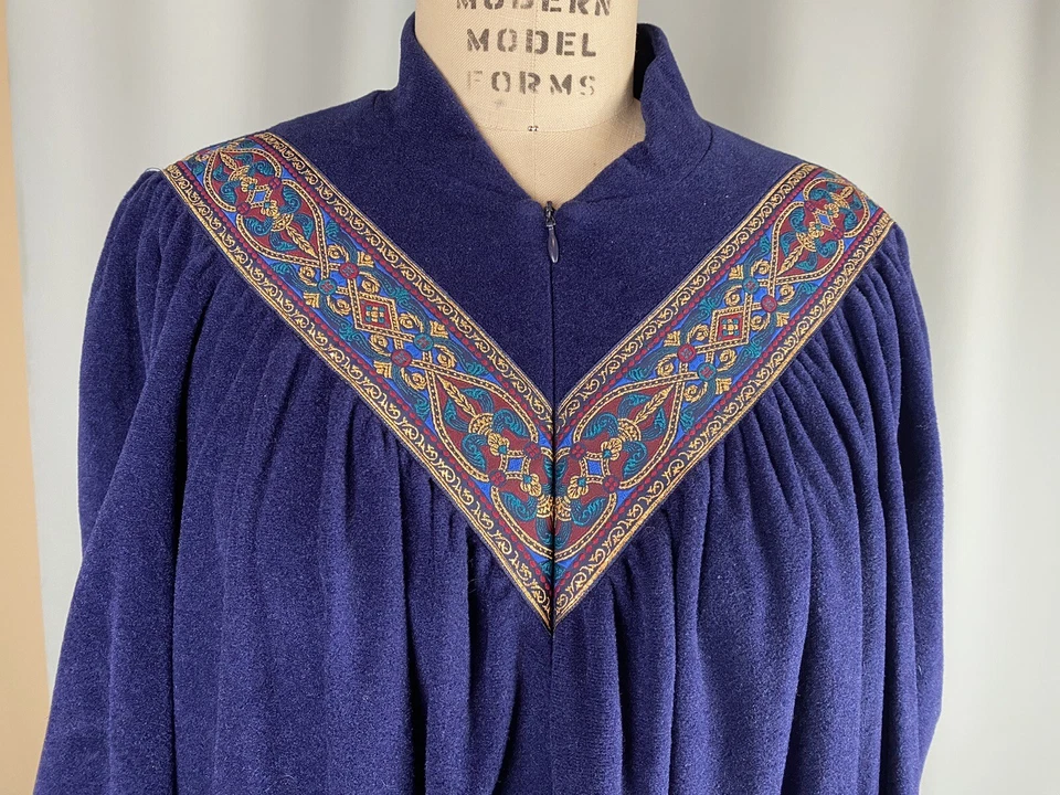 Винтажная ночная рубашка Vanity Fair РАЗМЕР БОЛЬШОЙ синий велюр коттедж 70-е 80-е пальто - Изображение 3 из 4