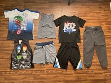 Lot of 7 pcs Kids Boys: 4 pcs T-Shirt, 2 pcs Shorts, 1 pcs Pants