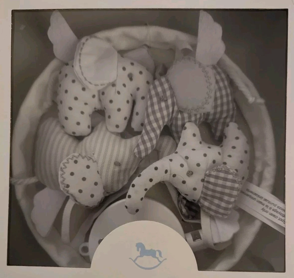 POTTERY BARN Niños ELEFANTES Cuna Musical Móvil Guardería Bebé ¡NUEVO! Foto 3 de 4