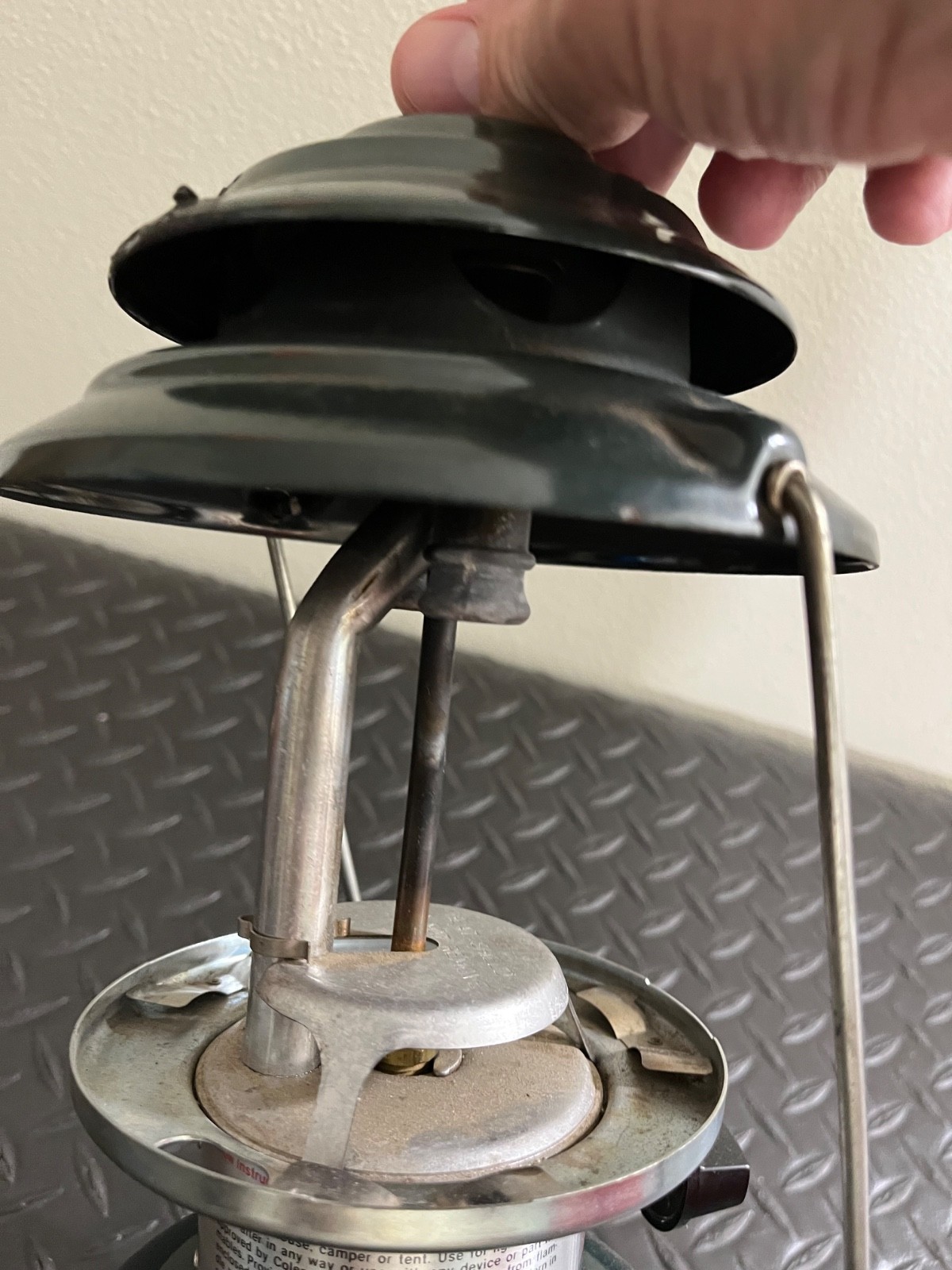 Vintage Coleman Double Mantle Lantern 1988 w/Case ~Good Shape ~ Needs Parts