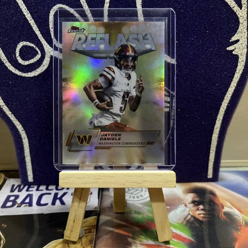 2025 Topps Finest NFL Jayden Daniels Reflash Refractor Insert Commanders