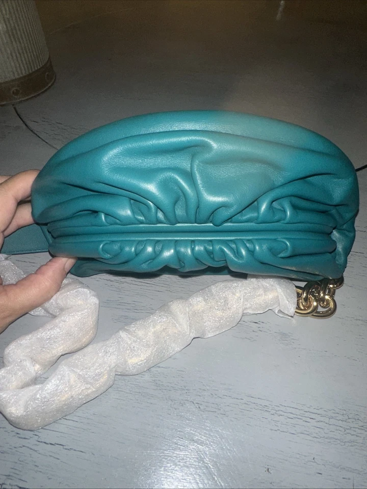 Bolsa corrente cinto Bottega Veneta azul-petróleo Nappa - Imagem 2 de 4