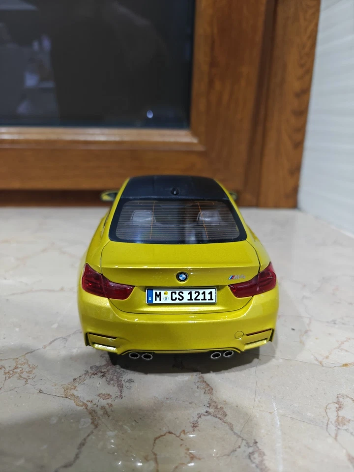BMW Serie M4 Coupé Giallo Paragon Models 1:18 - Immagine 4 di 4