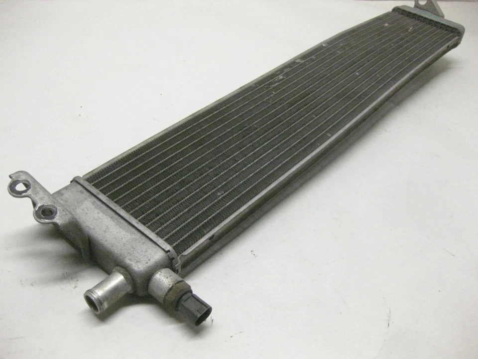 2012 TOYOTA PRIUS RADIADOR INVERSOR REFRIGERADOR FABRICANTE DE EQUIPAMENTO ORIGINAL 12 13 14 15 16 17 - Imagem 2 de 4