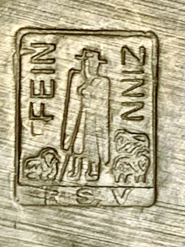 Jarra de estaño jarra de estaño con tapa decorativa pesada antigua RSV estaño fino estampado - Imagen 5 de 12