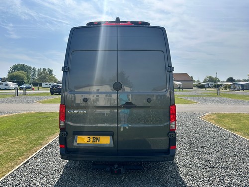 VW OFF-GRID CRAFTER CAMPER LWB 35 TRENDLINE WITH BUSINESS PACK GARAGE BIKE KART - Picture 7 of 23