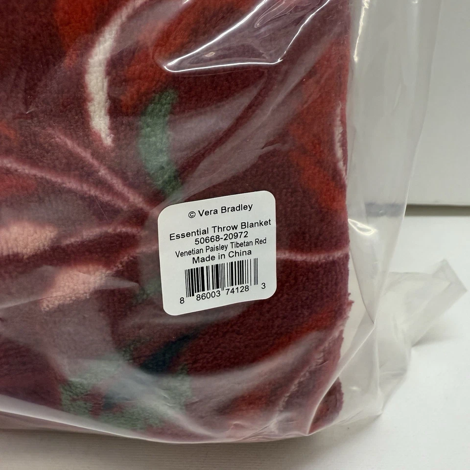 Manta Vera Bradley nueva con etiquetas en rojo tibetano cachemir veneciano Foto 2 de 2