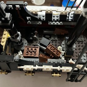LEGO Pirates of the Caribbean: Queen Anne's Revenge 4195 Incomplete